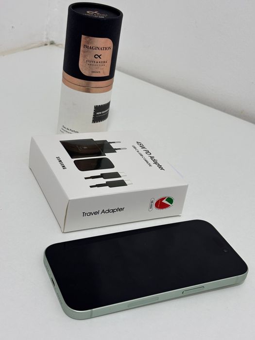 iPhone 15 - 128 xotira ixcham tel soraganla bosa hali yangi telefon