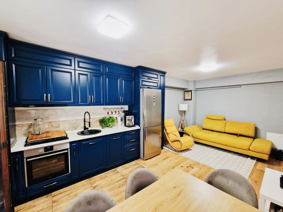 Proprietar/Bucium/lidl/ 3camere/ MOBILAT SI UTILAT/ loc de parcare inclus in pret