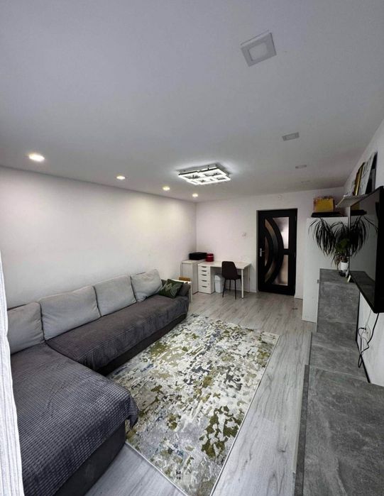 Apartament de inchiriat