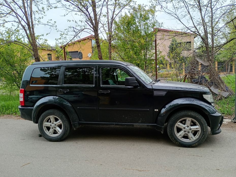 Vând Dodge Nitro 4x4 an  Dec 2008 Ocazie