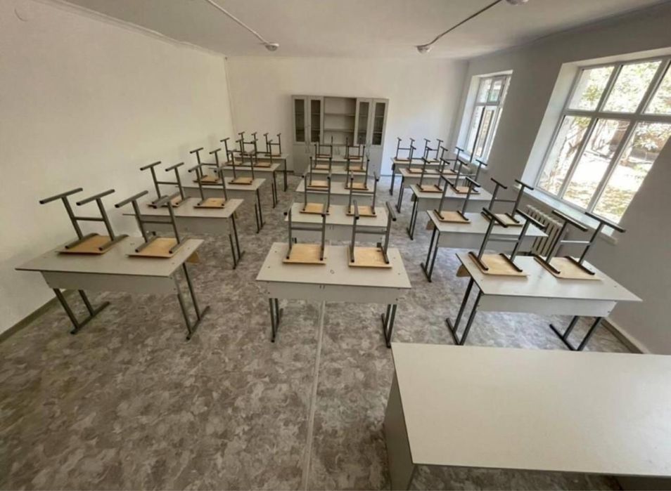 Школьные парты для учеников