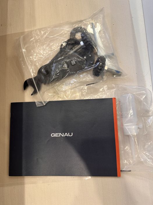 Продам беговую дорожку genau