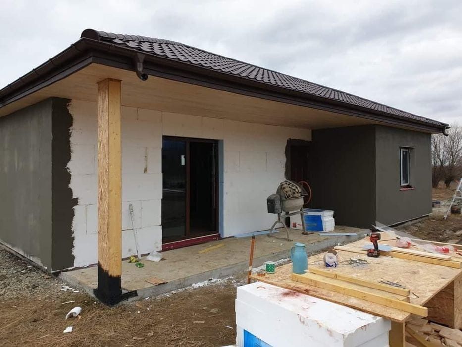 Vând case modulare la comanda clientului