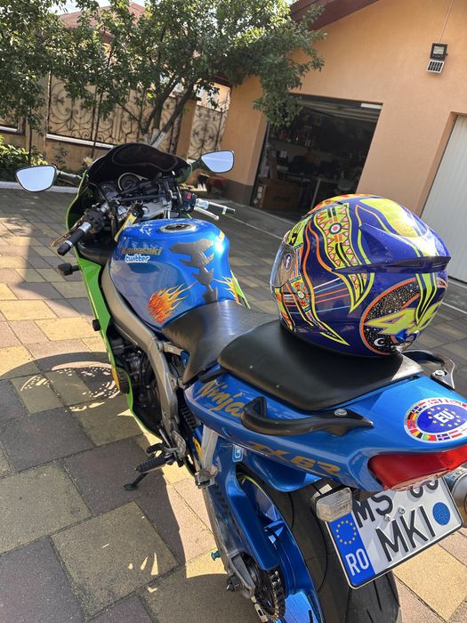 Kawasaki ninja zx6r
