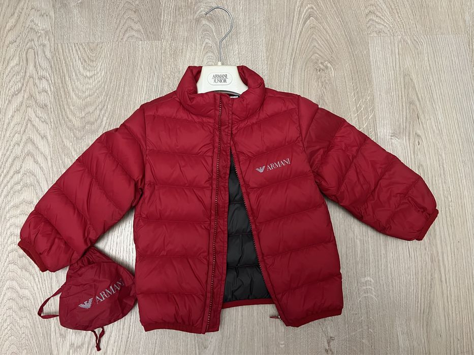 Армани куртка оригинал 2 года