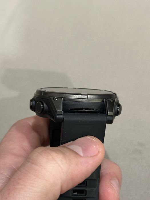 Часовник - Garmin Fenix 8 - 47mm - Saphire - Solar.