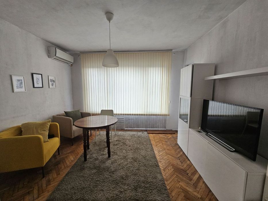 Двустаен апартамент в ж.к. Сухата река! Отлична локация!