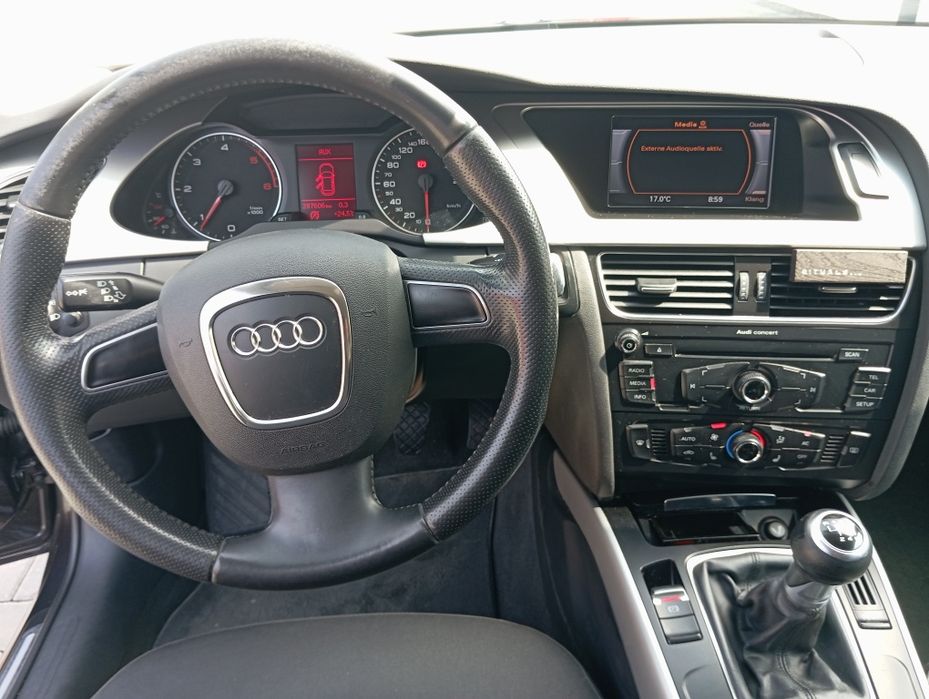 Audi A4,2,0l,2011