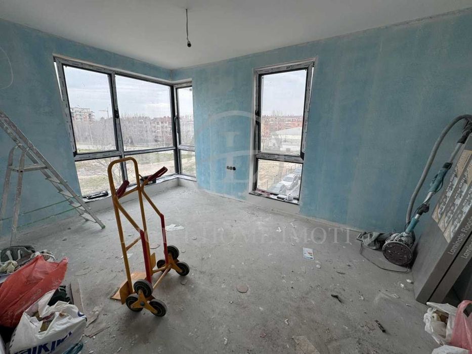 Реф. 3705 Двустаен Обзаведен Луксозна Сграда / Остромила