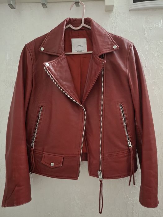 Кожанная куртка от манго