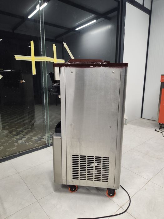 Marojni aparat sotiladi bittasi 1200 ikkinchisi 700 ga