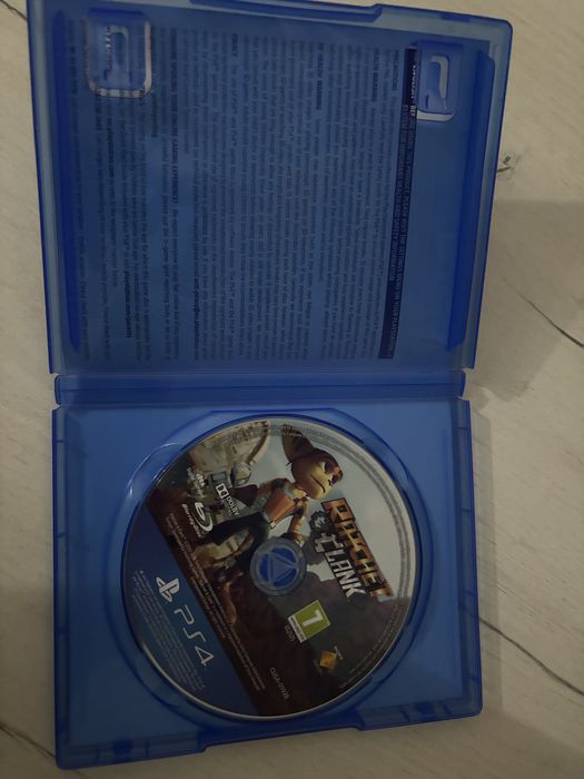 Rachet & clank + The girl and the robot deluxe edition, joc ps4