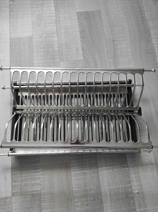 Чисто нов сушилник за чинии за вграждане в шкаф 50 см inox