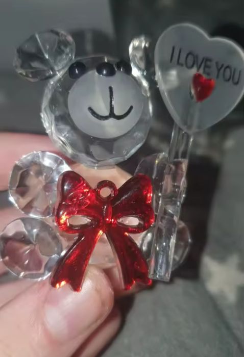 Стъклено мече за подарък за  8 март