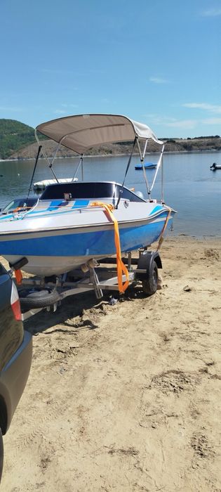 Лодка с НОВ двигател Honda 30кс