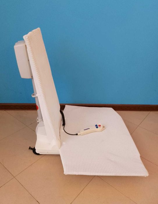Aquatec Beluga - електрическа повдигаща облегалка за легло с 1 г. гаранция и право на връщане