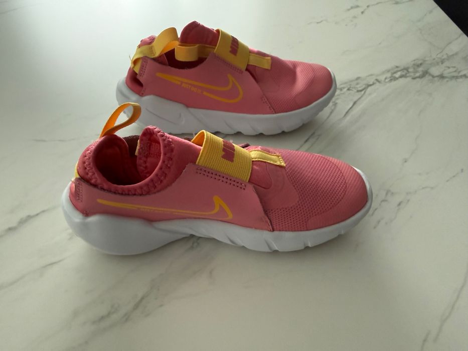 Детски обувки различни видове