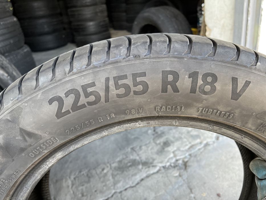 4 бр. летни гуми 225/55/18 Continental DOT 0417 4-5 mm