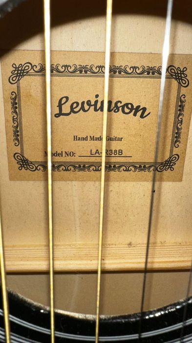 Гитара  levinson