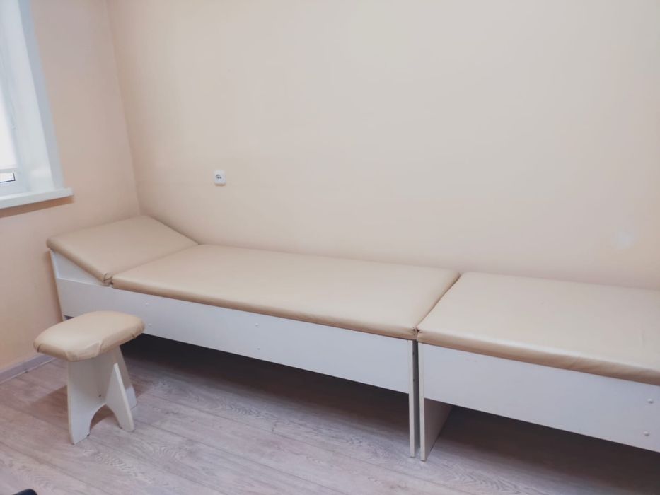 Кушетка медицинская