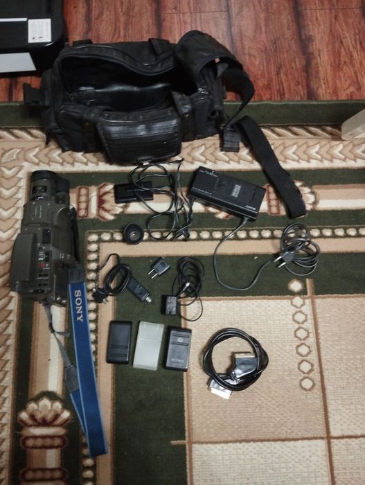 Продам камеру кампания sony