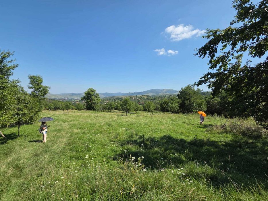 Teren intravilan de vânzare – Cacova Ierii, județul Cluj