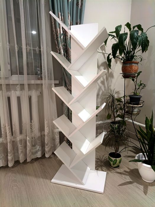 Книжная полка напольная