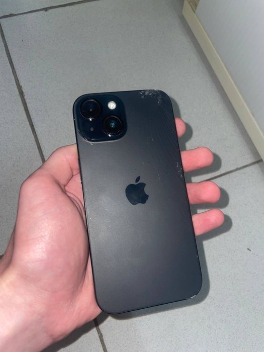 Apple iPhone 15