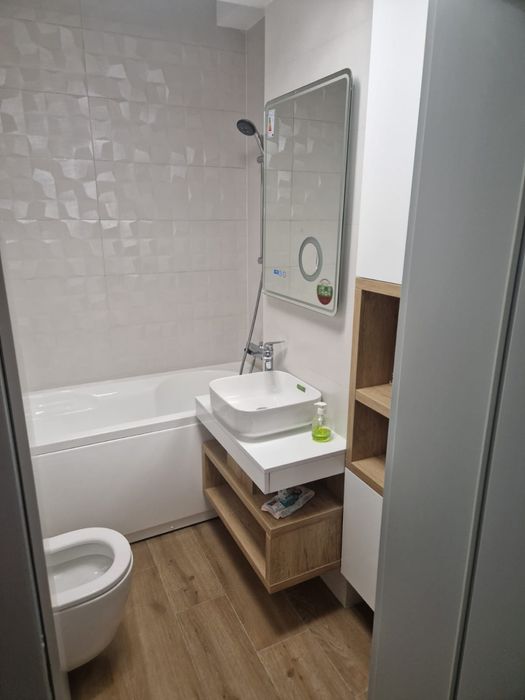 Apartament de închiriat