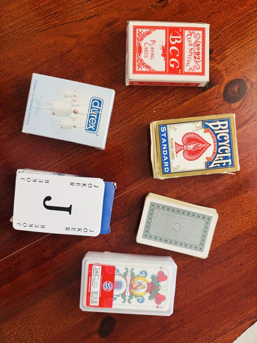 Тестета карти лот- нови и едно ползвано подарък