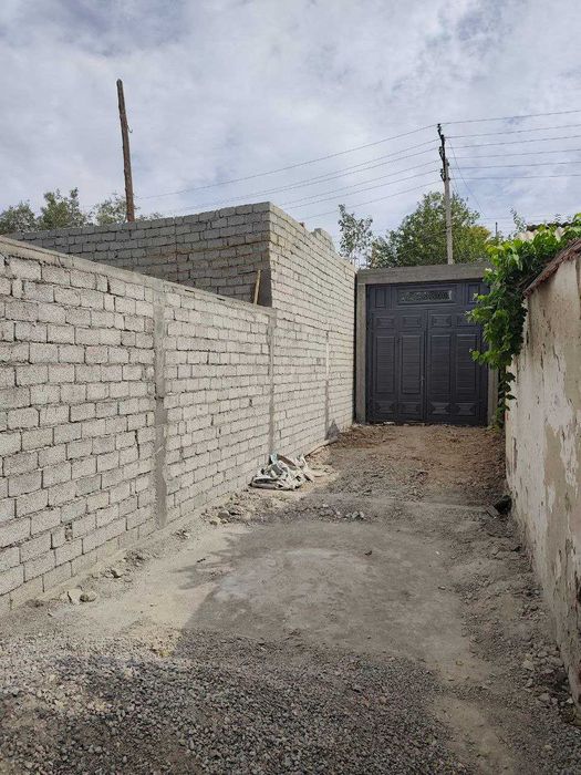 Уй Зангиота Зиёратгохи якинида 4,5 сотих