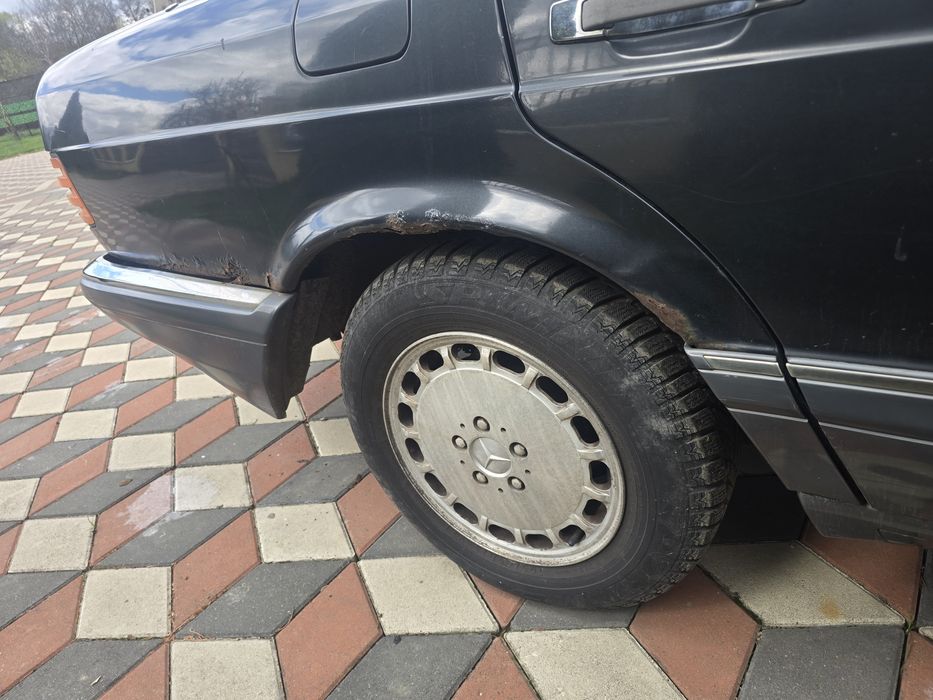 Mercedes w126  SE 300