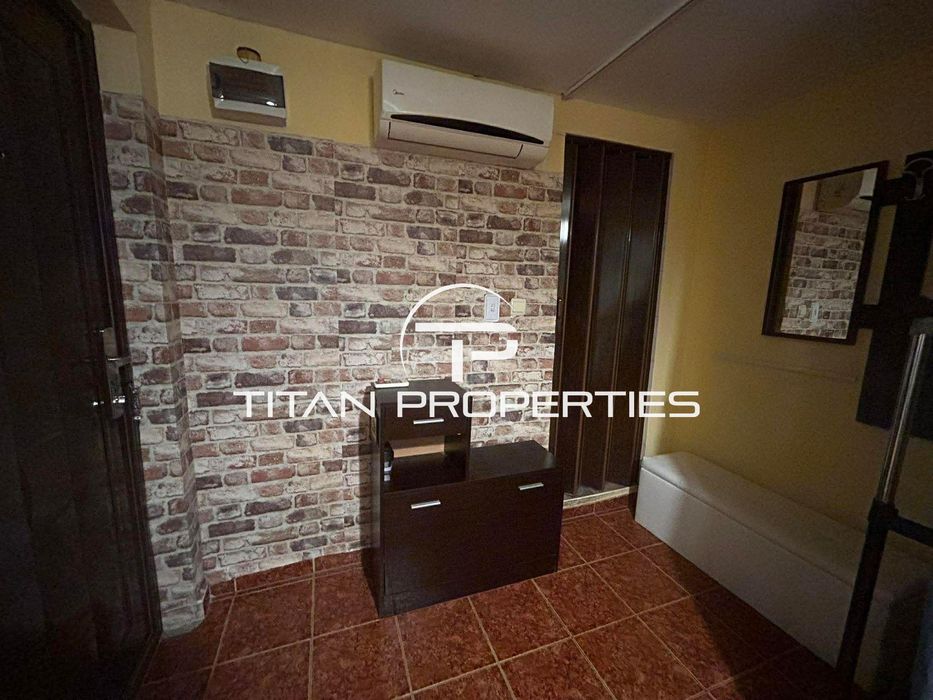 Едностаен апартамент, под наем, Център