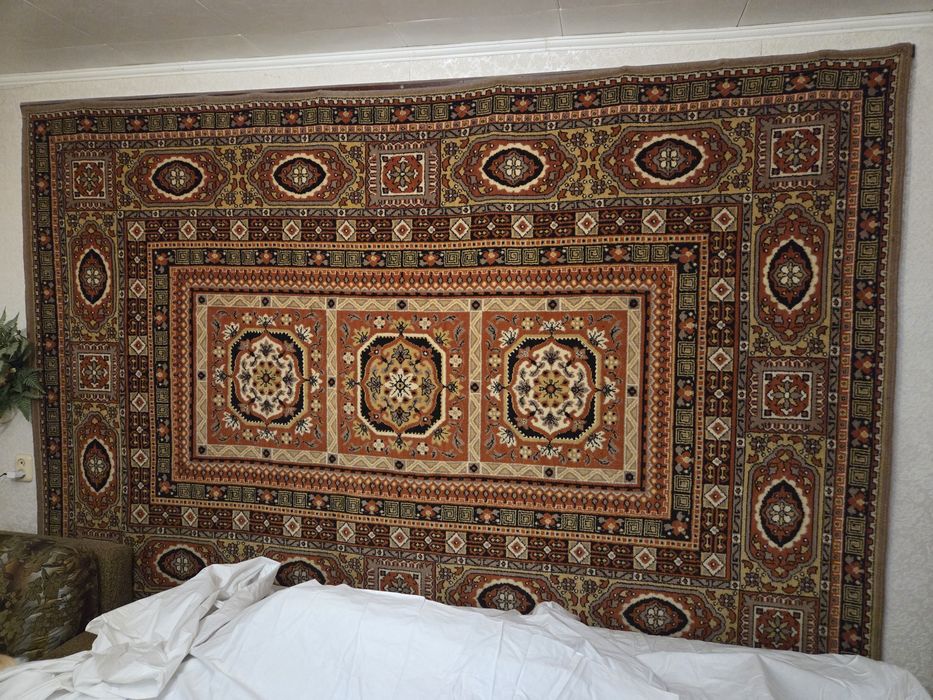 Продам ковры в отличном состоянии