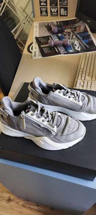 Обувки маркови оригинални