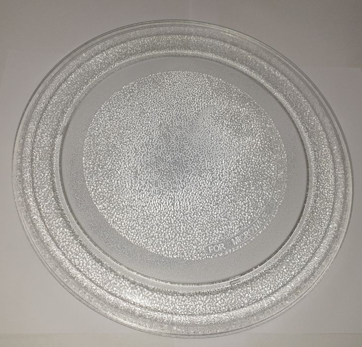 Чиния за микровълнова фурна