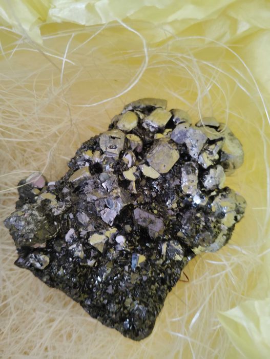 Декорация кутия минерали ( аметист