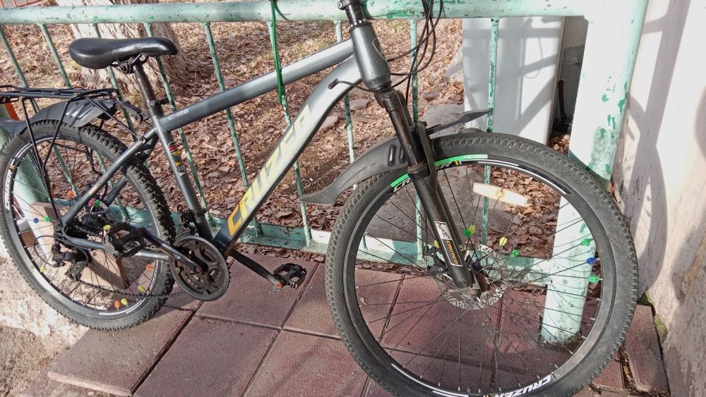 Cruzer 105.             А