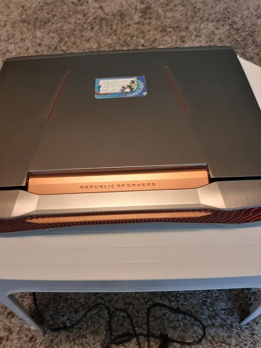 Leptop ASUS - G752V