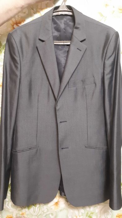 Пиджак продам р.48