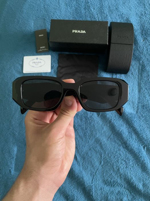 Ochelari de soare prada