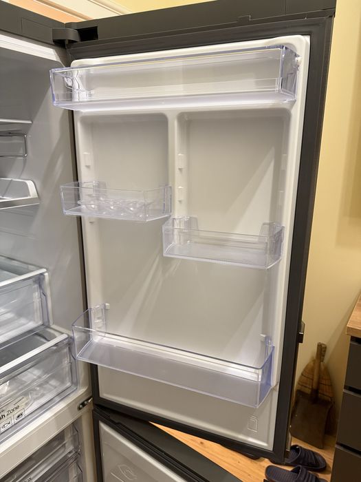 Хладилник с фризер Samsung RB33J3515S9 no frost 339L инокс