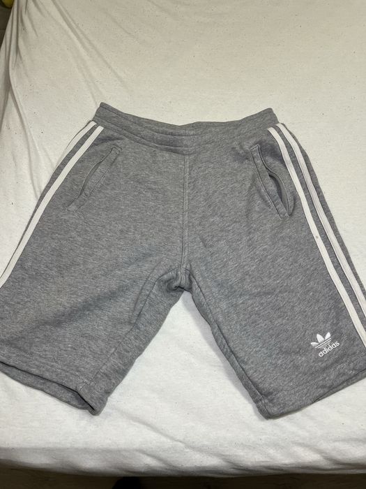 Adidas къси панталони 3 ленти