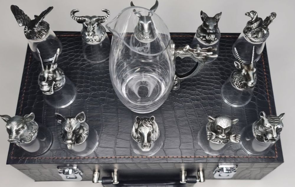 Подарок рюмки перевертыши с графином