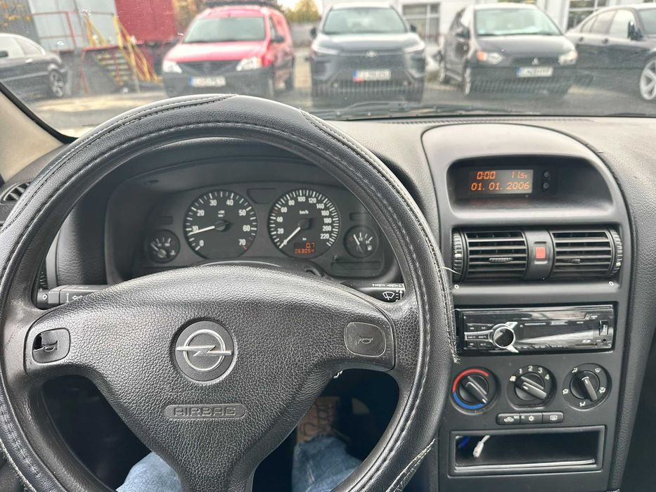 OPEL Astra 2008 — imagine 5