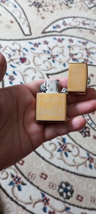 Бензиновая зажигалка - Camel .