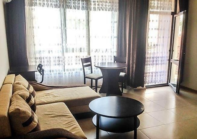 Дава се под наем Двустаен апартамент в Пловдив, Център - 64 кв.м за 420 € - Снимка #2