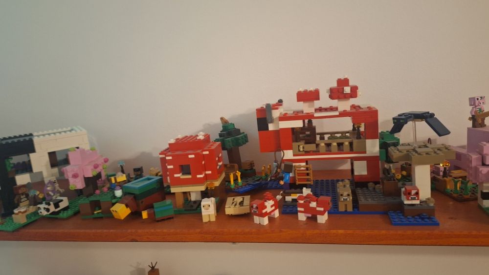 Vand seturi si piese lego minecraft, orice din poza