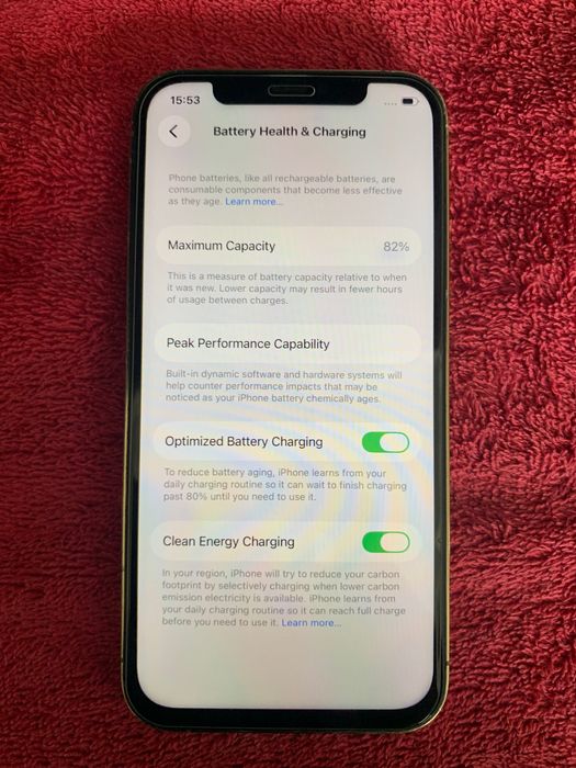 Продавам златист iPhone 12 Pro 128gb
