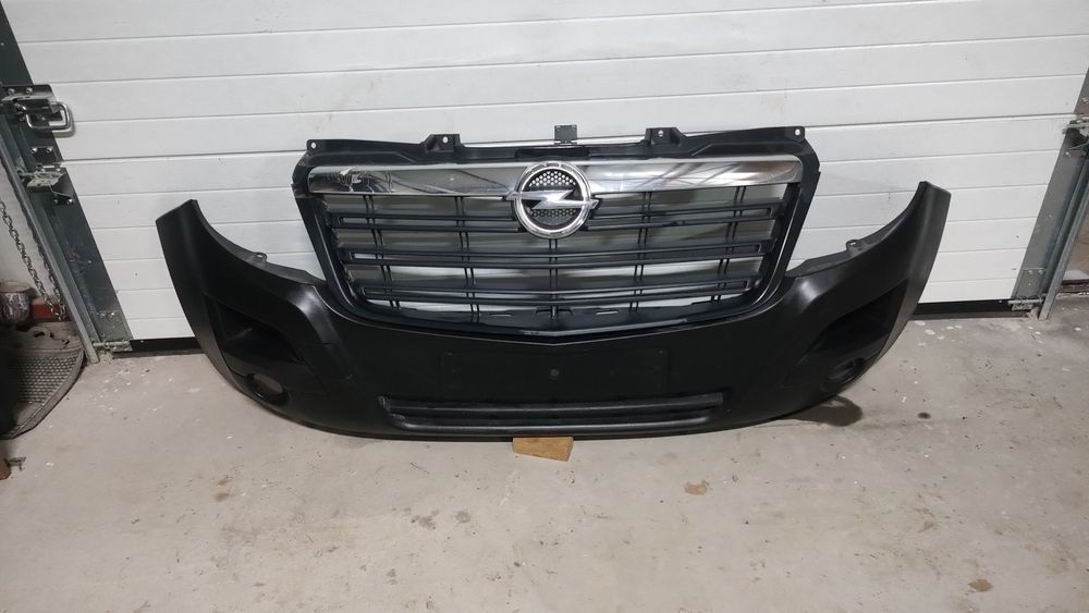 Bara fata Opel movano , fata grila